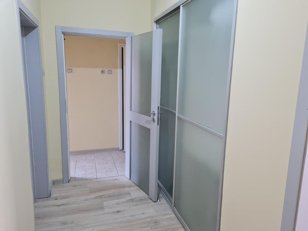 Spacious Apartment "Sunny Sofia" In The Heart Of Varna City 외부 사진